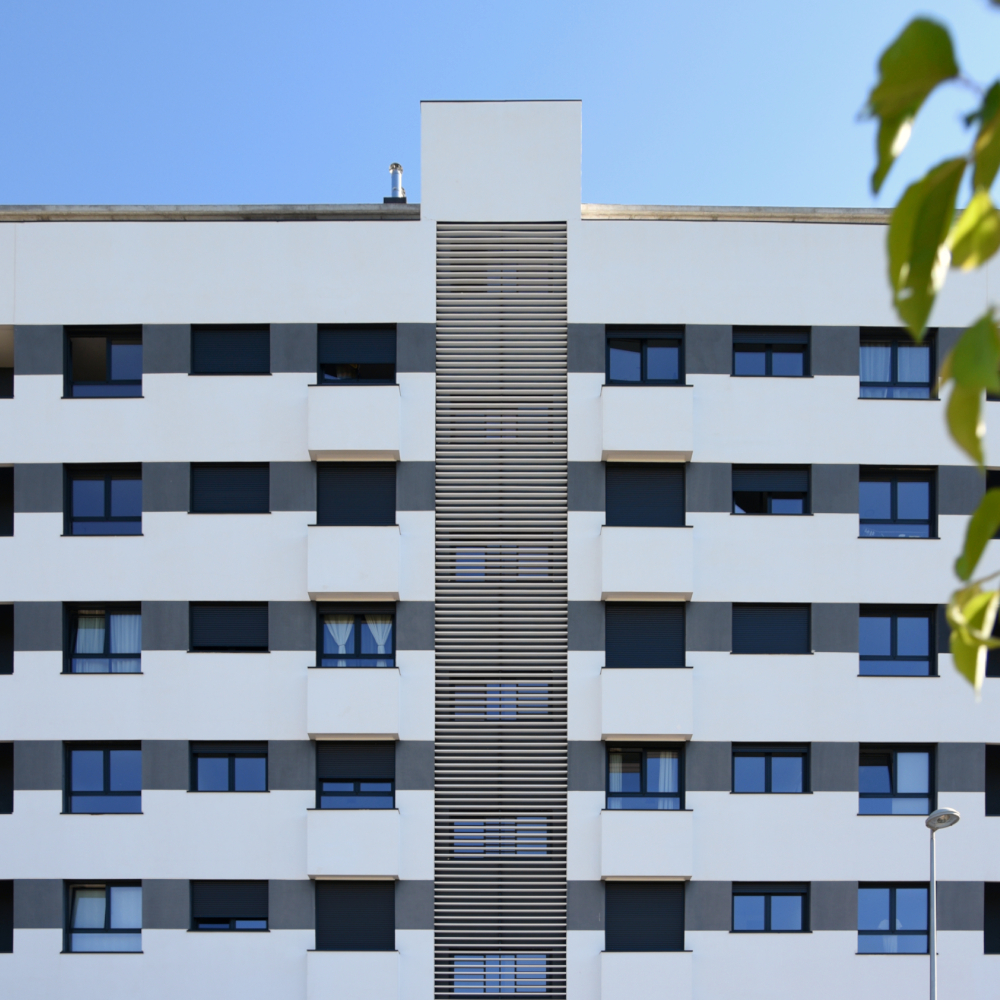 Celosías UPE-80x20 para arquitectura residencial